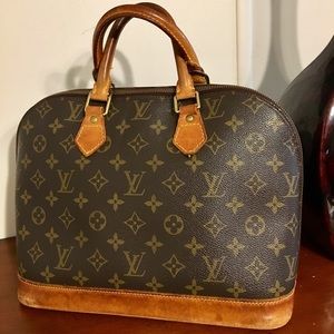 Authentic Louis Vuitton Alma Pm